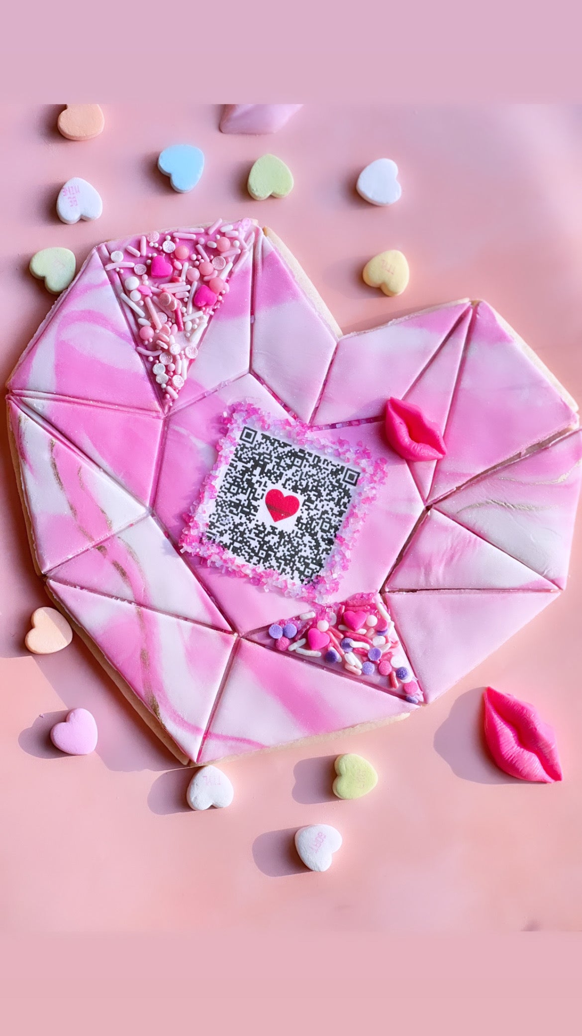 SONG Geode Valentine Heart Cookie